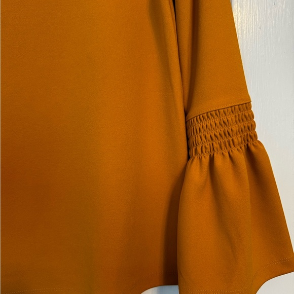 Ann Taylor bell sleeve top - Picture 2 of 3